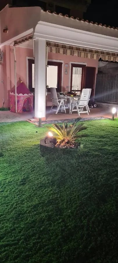 Casa vacanze villetta giulia fronte mare Stintino Italia