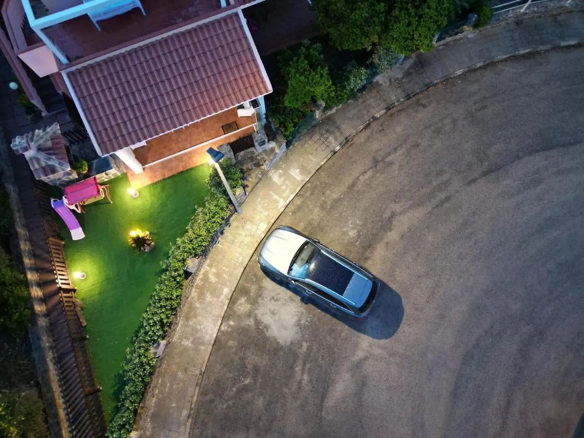 別荘 Villetta Giulia Fronte Mare スティンティーノ